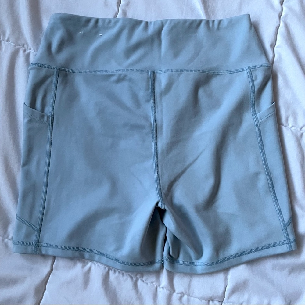 American Eagle bike shorts